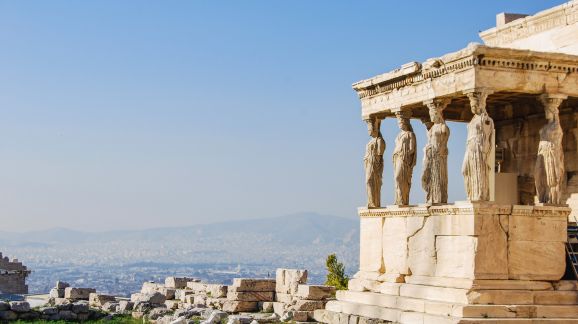 5 diena - shutterstock 2331398037