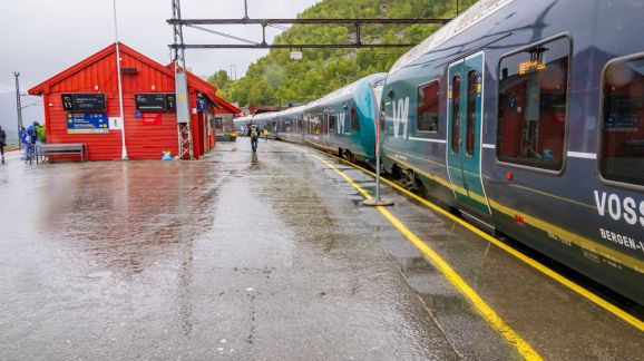 6 diena - Flamsbana shutterstock 2643716485