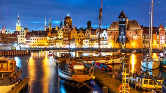 1 diena - shutterstock 2170729427