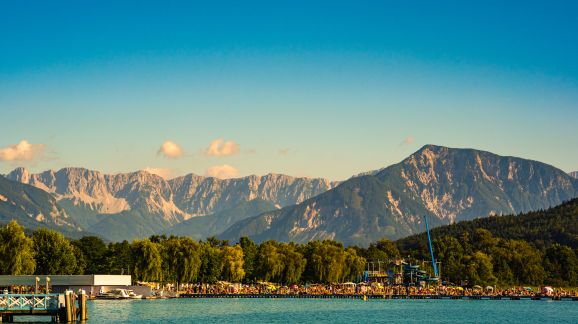 2 diena - shutterstock 1563763585