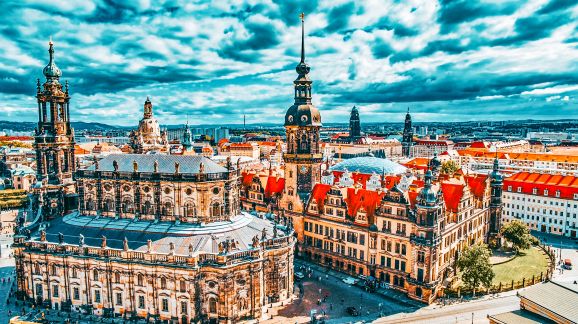 3 diena - shutterstock 1919361875
