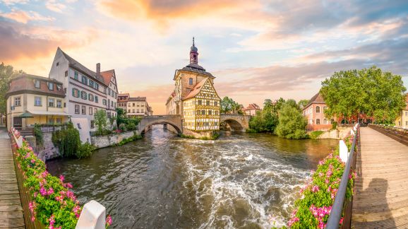 2 diena - shutterstock 2615537433