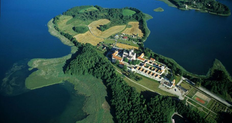 augustav