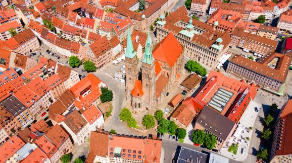 2 diena - shutterstock 2638504261