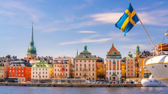 2 diena - shutterstock 1896883942