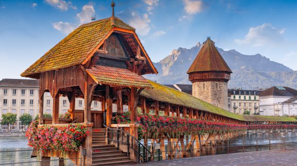 3 diena - shutterstock 2404389329