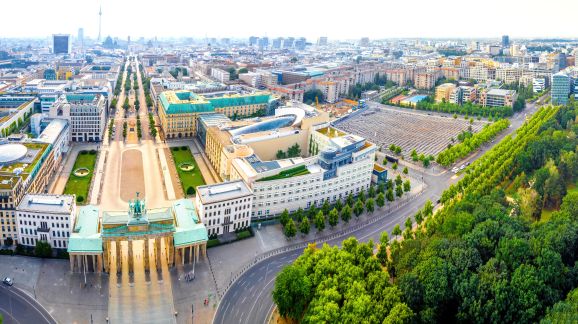 3 diena - shutterstock 1935292226